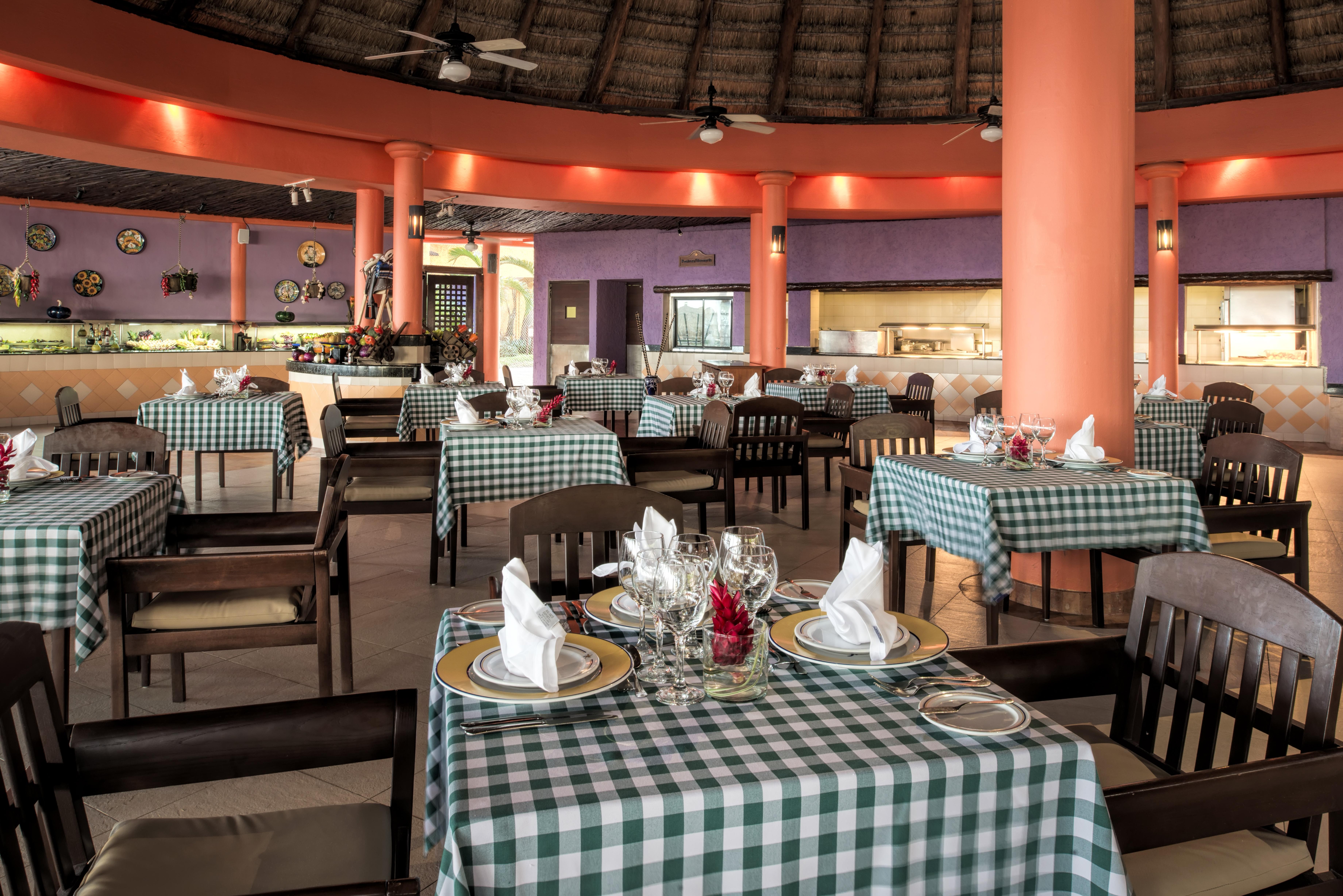 Iberostar Waves Tucan Playa del Carmen Exterior photo