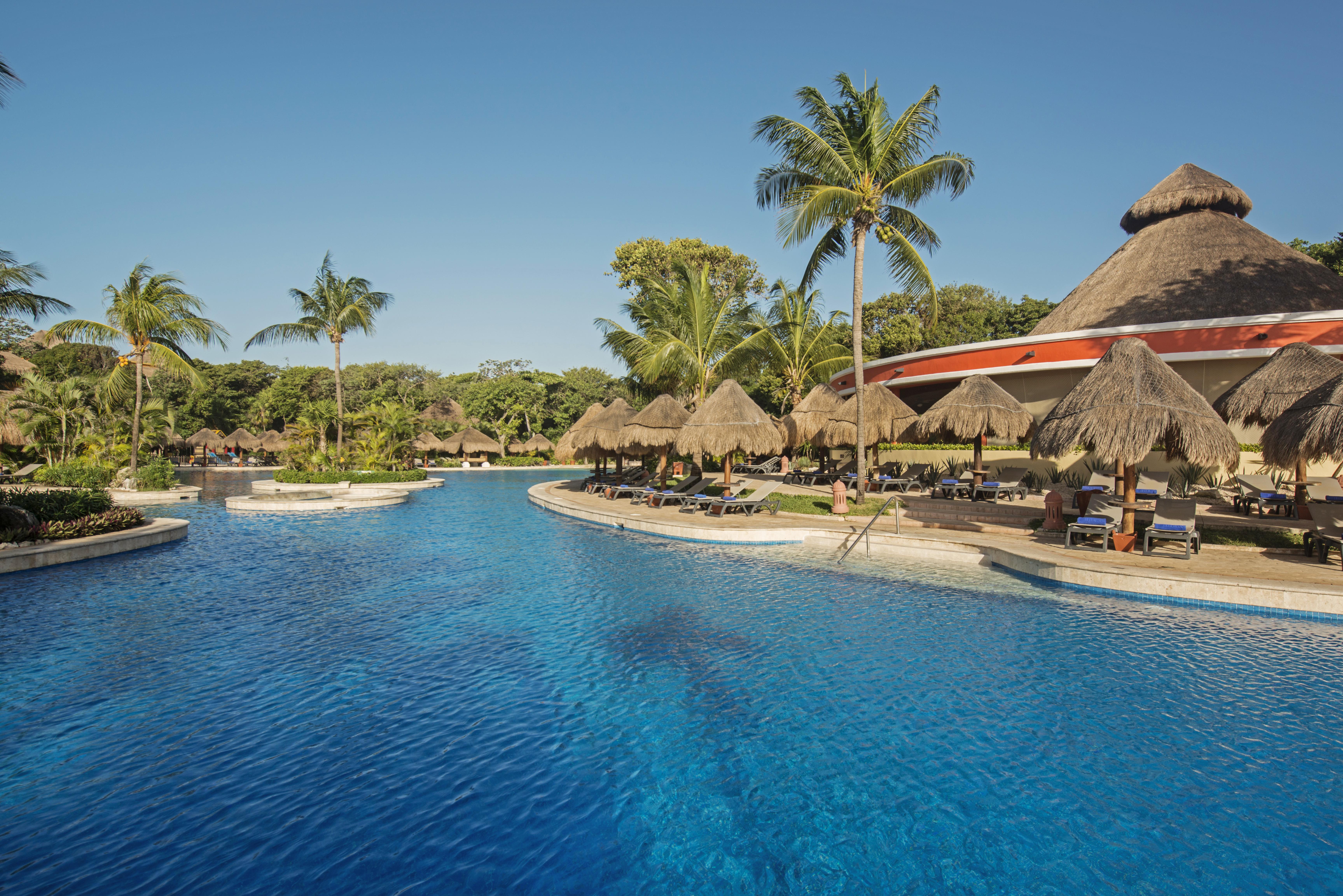 Iberostar Waves Tucan Playa del Carmen Exterior photo